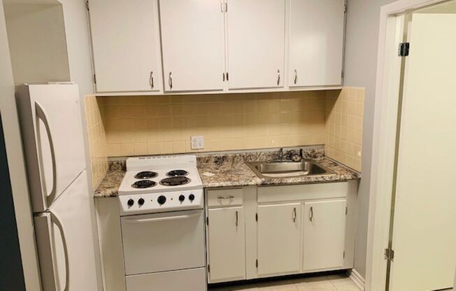 1 bed, 1 bath, 465 sqft, $1,150, Unit 09161R