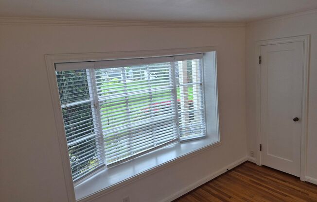 1 bed, 1 bath, 691 sqft, $1,410, Unit 60