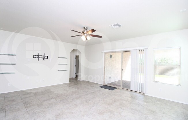 5629 W MONTEBELLO WAY