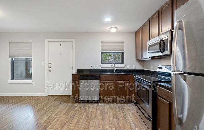924 E. 51st Street