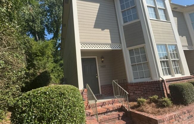 1437 14th Street - 2 Bedroom Condo Convenient to Lakebottom Park