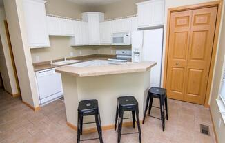 Kitchen with Island Bar in Cascade Pines Duplex Homes in Lincoln NE