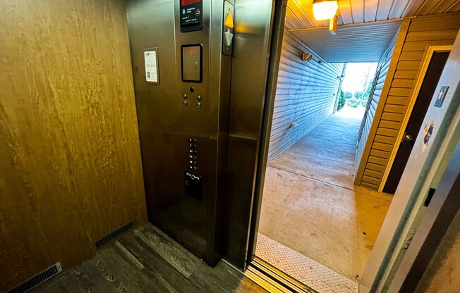 Greensboro 2 Bedroom, 2 Bathroom Condo