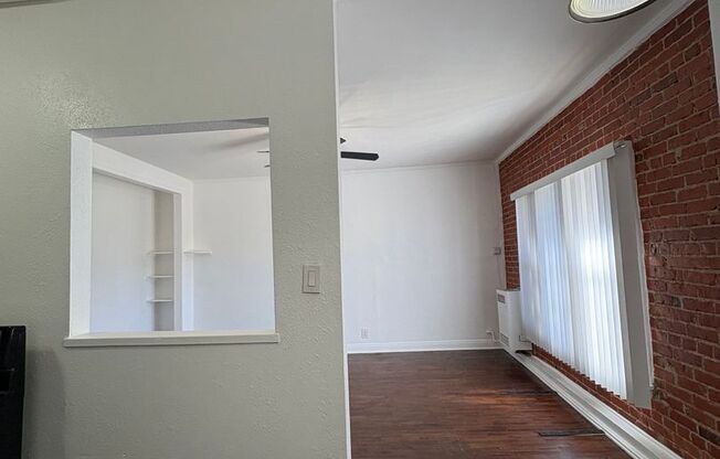 Studio, 1 bath, 400 sqft, $1,550, Unit Unit 109