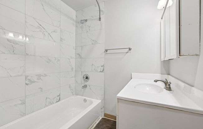 1 bed, 1 bath, 775 sqft, $1,749, Unit F208