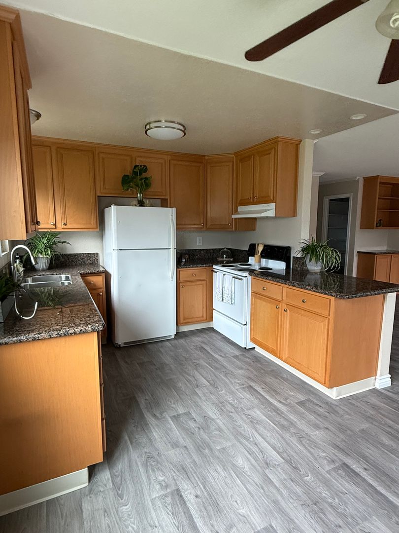 Mesa Villa Apartments