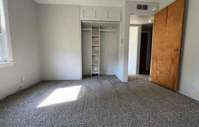 3 beds, 1 bath, $1,350