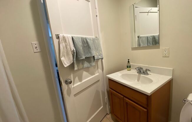2 beds, 1 bath, 850 sqft, $3,395, Unit 309