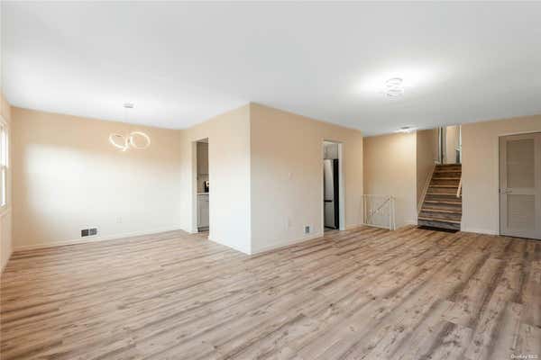 3 beds, 2 baths, 1,600 sqft, $3,500, Unit 2