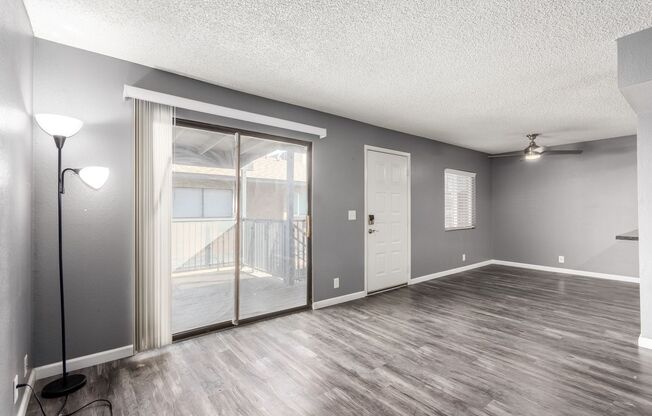 3 beds, 2 baths, $1,450, Unit Unit 184