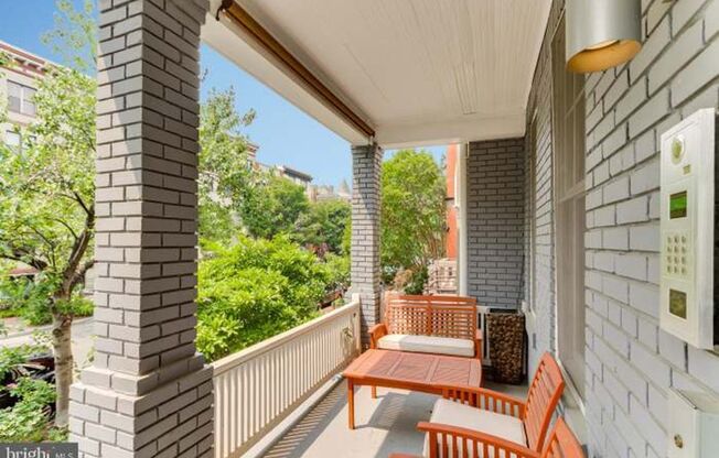 1321 21 ST NW