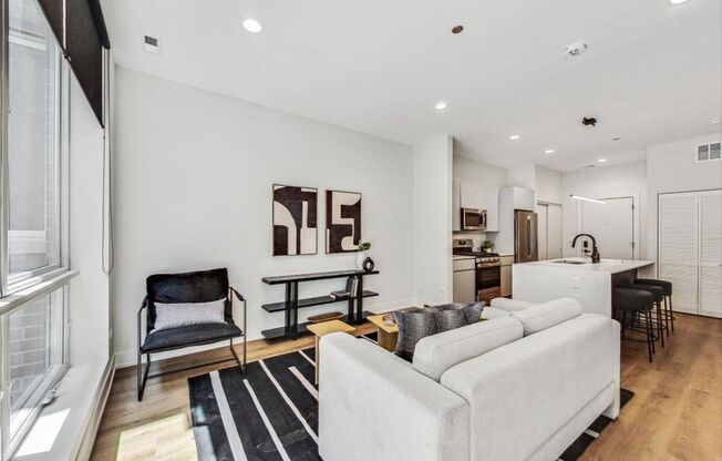 3 beds, 3 baths, 1,248 sqft, $4,600, Unit 3449-409