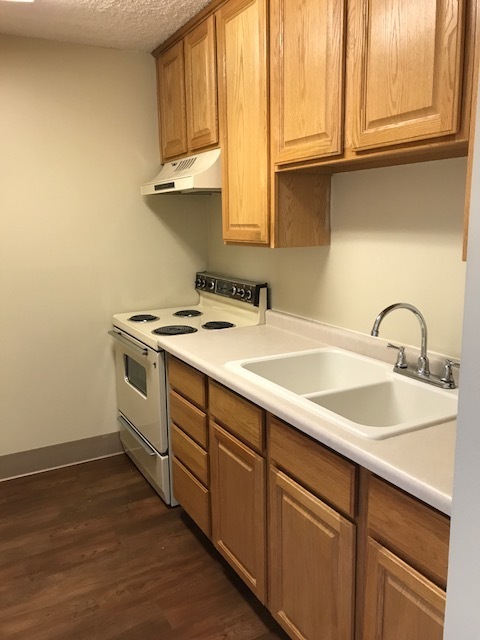 1 bed, 1 bath, 734 sqft, $1,153, Unit 505