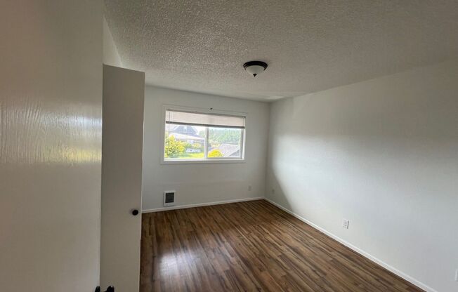 2 beds, 1 bath, 912 sqft, $1,500, Unit 22