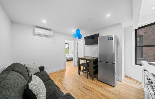 3 beds, 1 bath, 513 sqft, $4,025, Unit 16
