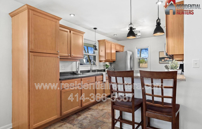 3615 N 87 ST