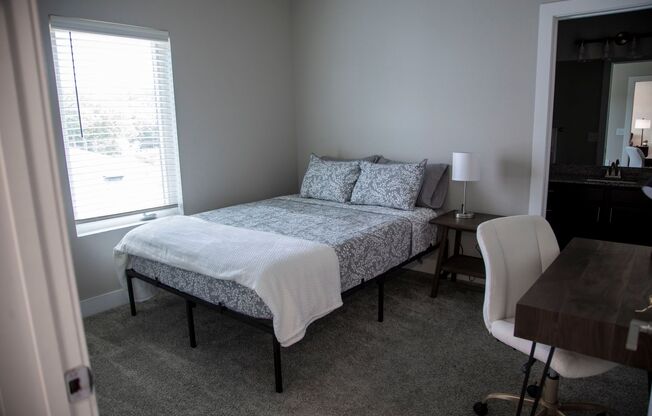 2 beds, 2 baths, $1,950