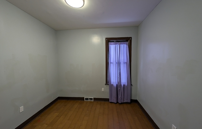 408 KOONS AVE