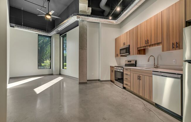 Studio, 1 bath, 405 sqft, $925, Unit The Lofts-166
