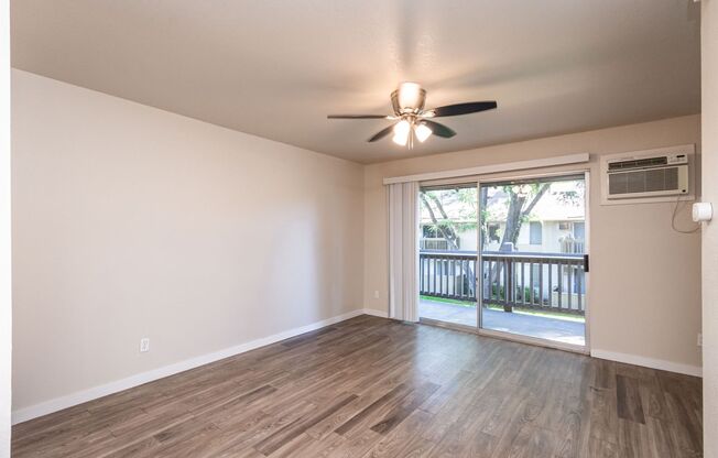 Studio, 1 bath, 451 sqft, $1,450, Unit 91