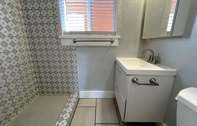 Studio, 1 bath, 500 sqft, $735, Unit Unit M