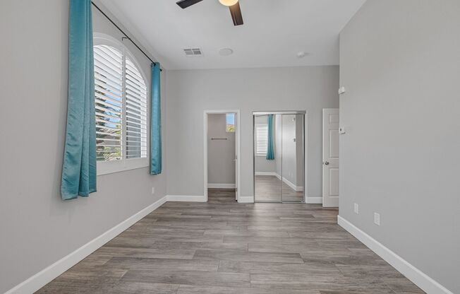 3 beds, 3.5 baths, $5,295