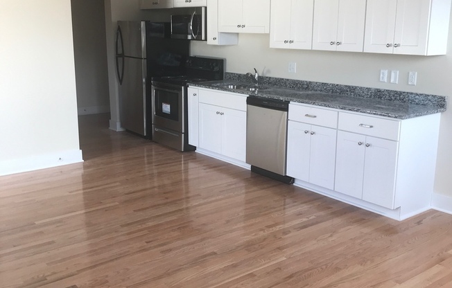 2707 - 2715 W Broad Street