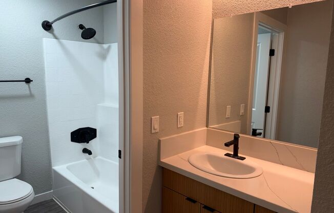 1 bed, 1 bath, 668 sqft, $2,280, Unit 7K