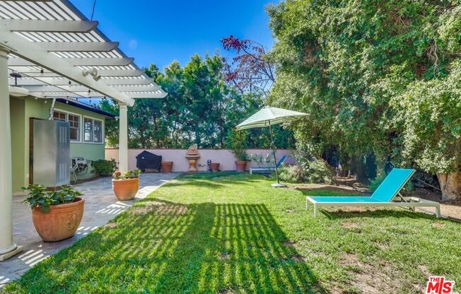 13203 DEWEY ST