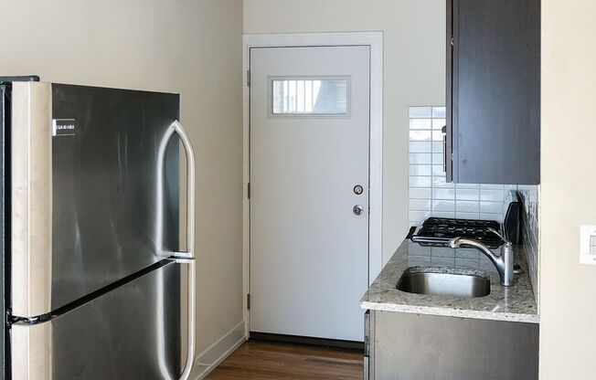 Studio, 1 bath, 445 sqft, $1,695, Unit 514-205