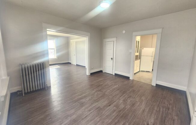 1 bed, 1 bath, 649 sqft, $950