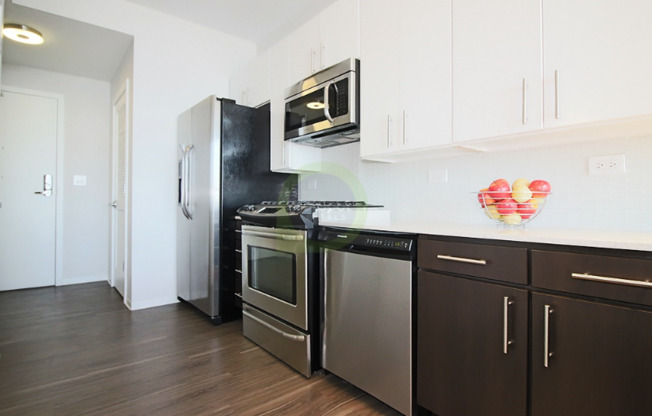 797 W ADAMS