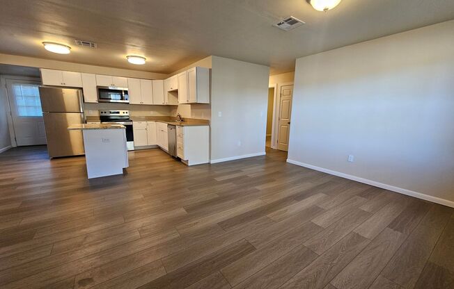 (3) Bed/(2) Bath Completely Remodeled! Must See! Avail NOW!