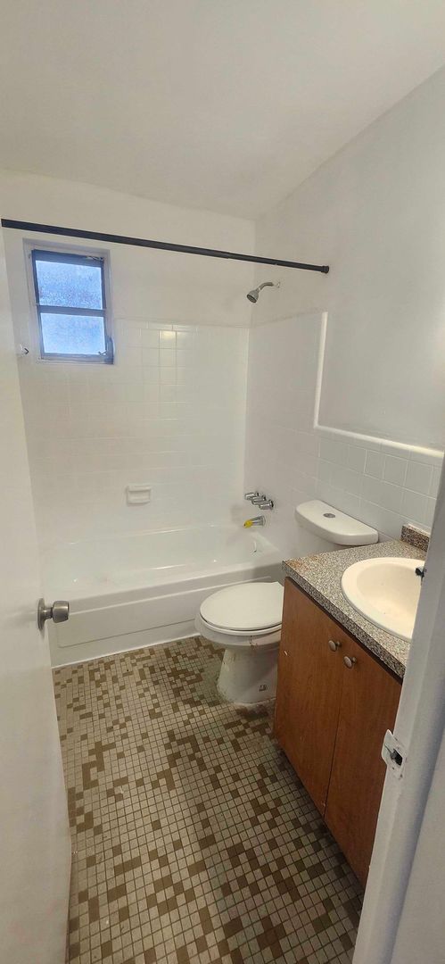 111 Biscayne Gardens, LLC