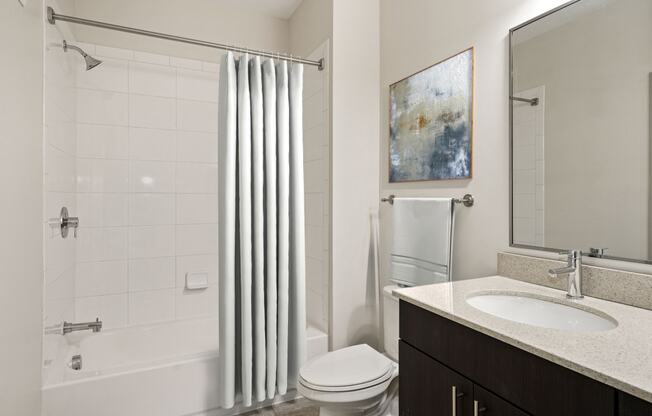 7001 Arlington Bathroom