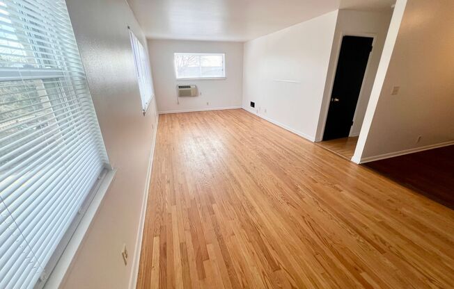 Packard Ave 2-Bedroom Apartment w/ Two Parking Spots