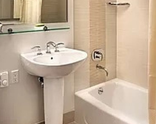 Studio, 1 bath, $5,600, Unit 3B
