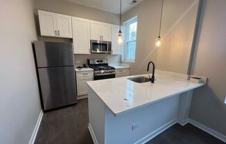 2 beds, 1 bath, $1,945, Unit 3M