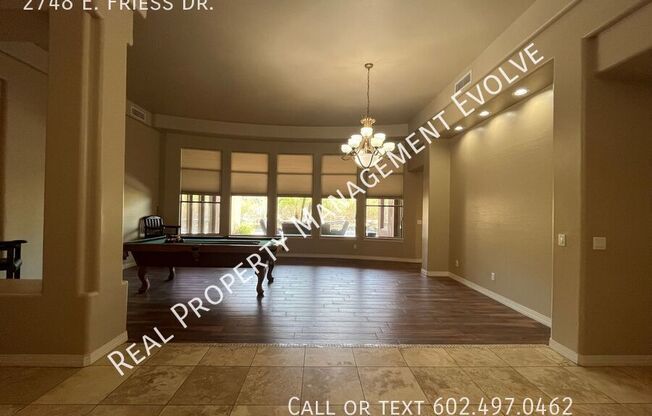 2748 E FRIESS DR