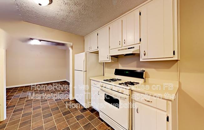 6324 MT PISGAH LN