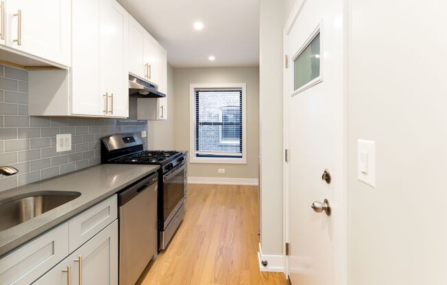 1 bed, 1 bath, 560 sqft, $2,195, Unit 516-209