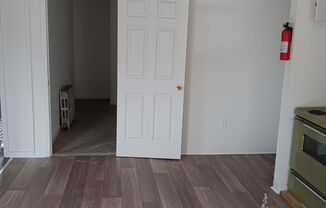 3 beds, 1 bath, 1 sqft, $1,450, Unit 301