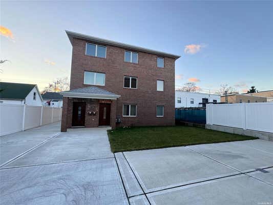 3 beds, 2 baths, 1,295 sqft, $3,100, Unit 3FL