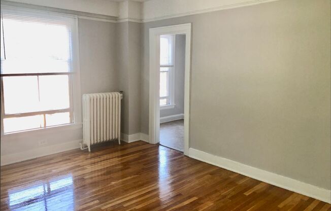 2 beds, 1 bath, 844 sqft, $1,425, Unit 2A