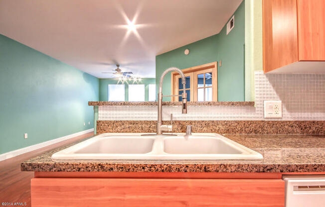 1 bed, 1 bath, $1,410