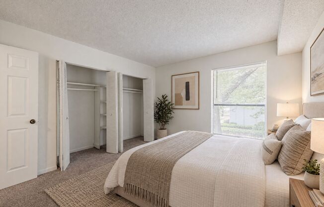 2 beds, 2 baths, 1,016 sqft, $1,195, Unit 2-13B