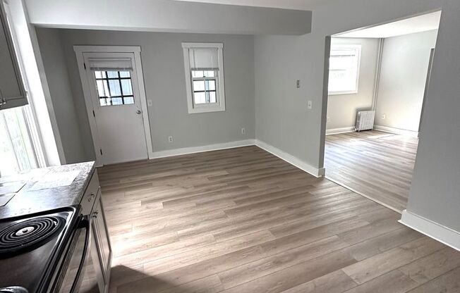 12-14 Saint Louis St