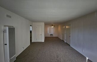 1 bed, 1 bath, $1,750, Unit 61/2