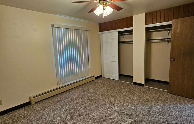 2 beds, 1 bath, 970 sqft, $1,249, Unit FB 3132