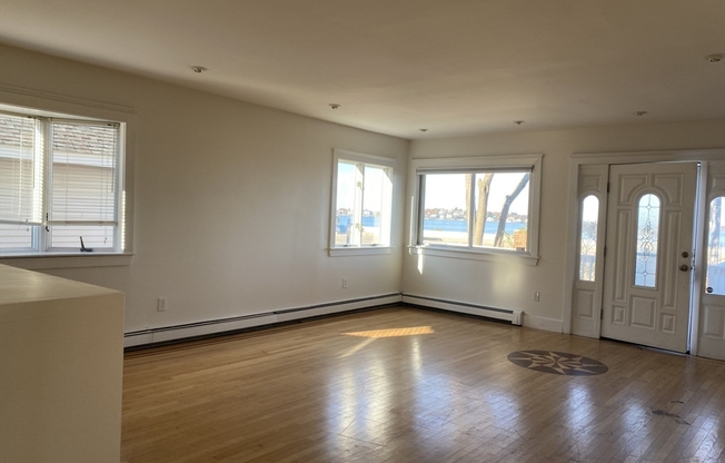 857 Quincy Shore Dr